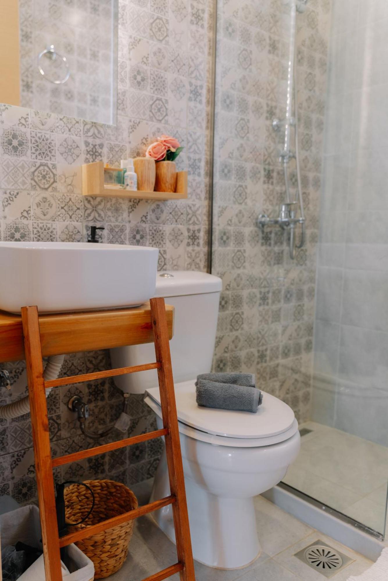 Marvinas Seaside Apartments, Gaia Apartment & Hydor Jacuzzi Apartment Kremastí المظهر الخارجي الصورة